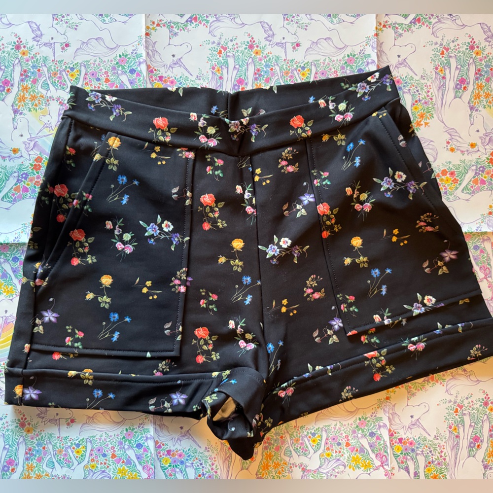 Blackmilk Black Floral High-Waist Shorts - Picture 2 of 4